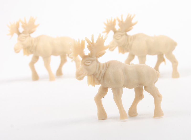 Moose - Set of 8 - Retro Dollhouse Minis - 201-0280