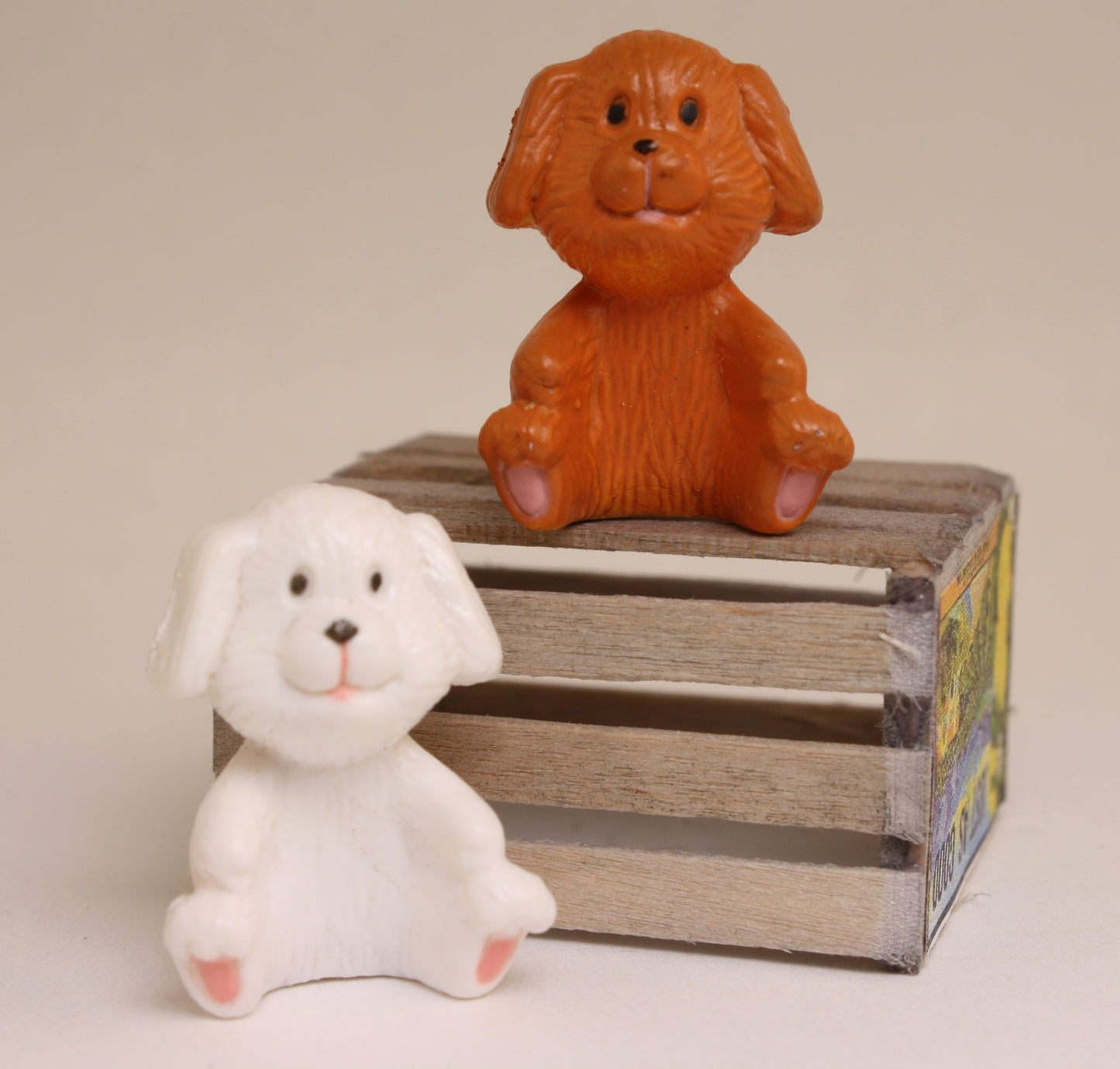 Dog Set - Under 1" Tall - Set of 2 - 2204-8809