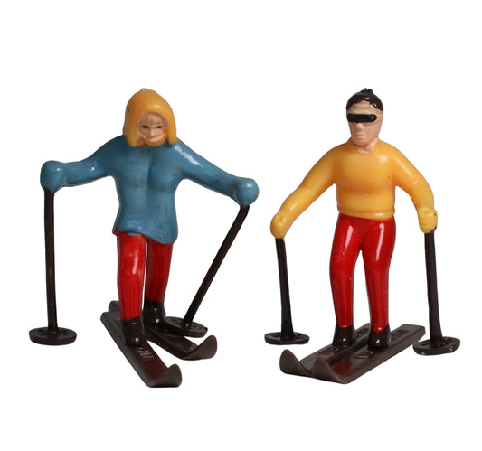 Skiers - 1960 Vintage - Two Retro Figures - 204-8823