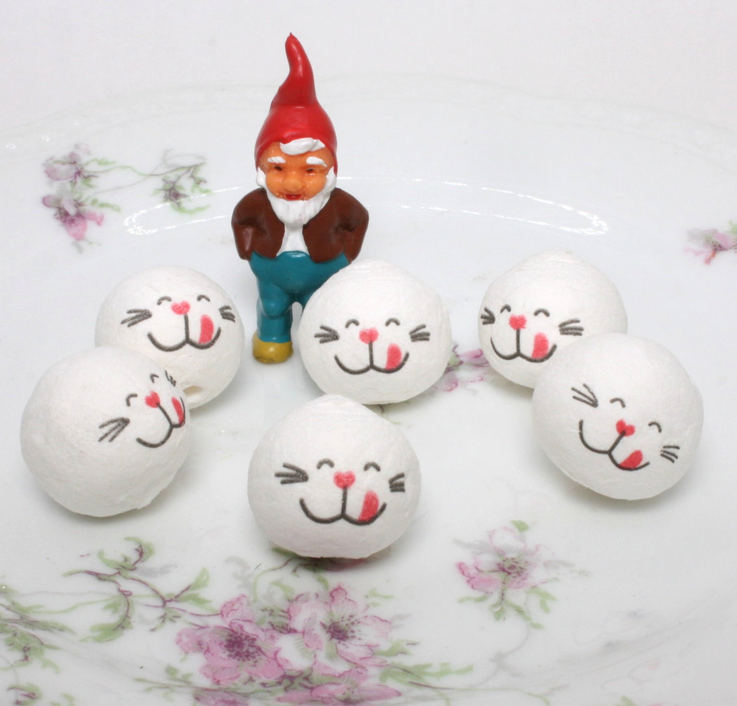 Cute Cat Faces - 3/4" Cotton Heads - Set of 8 - 703-0043