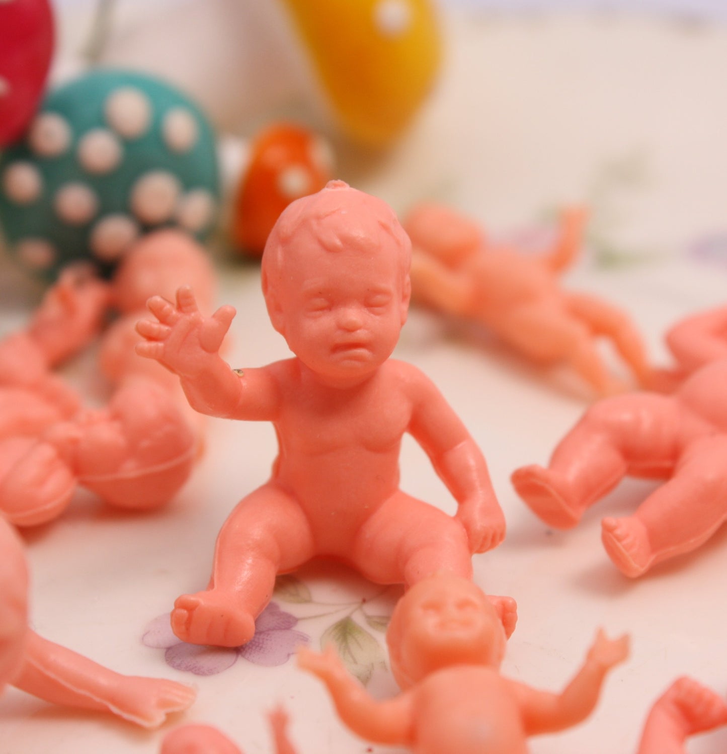 Baby - 24 Piece Set - 1" Tall - Retro Doll Minis - IV3-3670