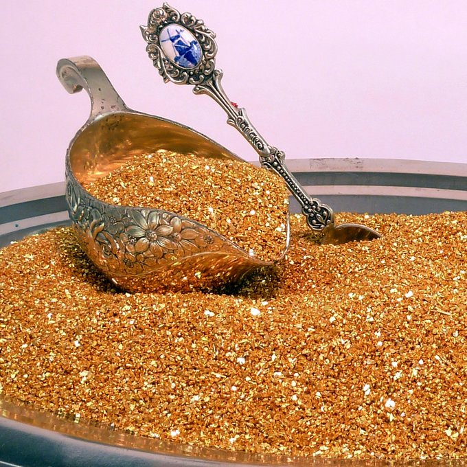 Chunky Gold Glass Glitter - 70 Grit