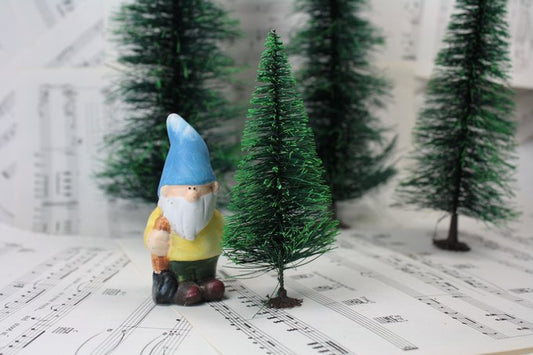 Bottle Brush Tree - 5" - Set of 1 - 218-082