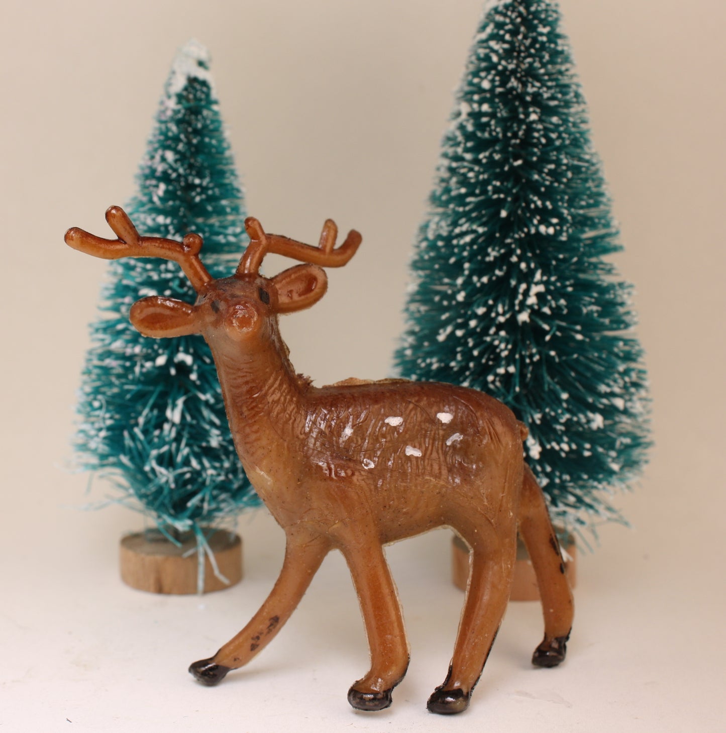 Deer - 2.5" Tall - Set of 2 - Brown - 204-8814