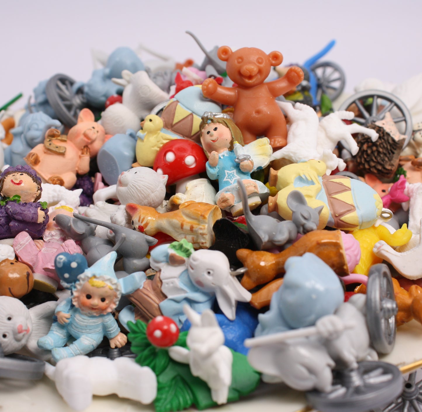 Mega Mini Mix Set! Vintage Miniatures - 4oz - IV3-3665
