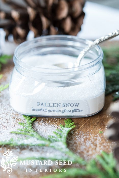 Fallen Snow - Miss Mustard Seed Glitter - 306-1401