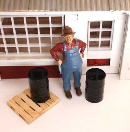 Pallet and Barrels - 3 Piece Set - 1:24 Scale - 101-0605