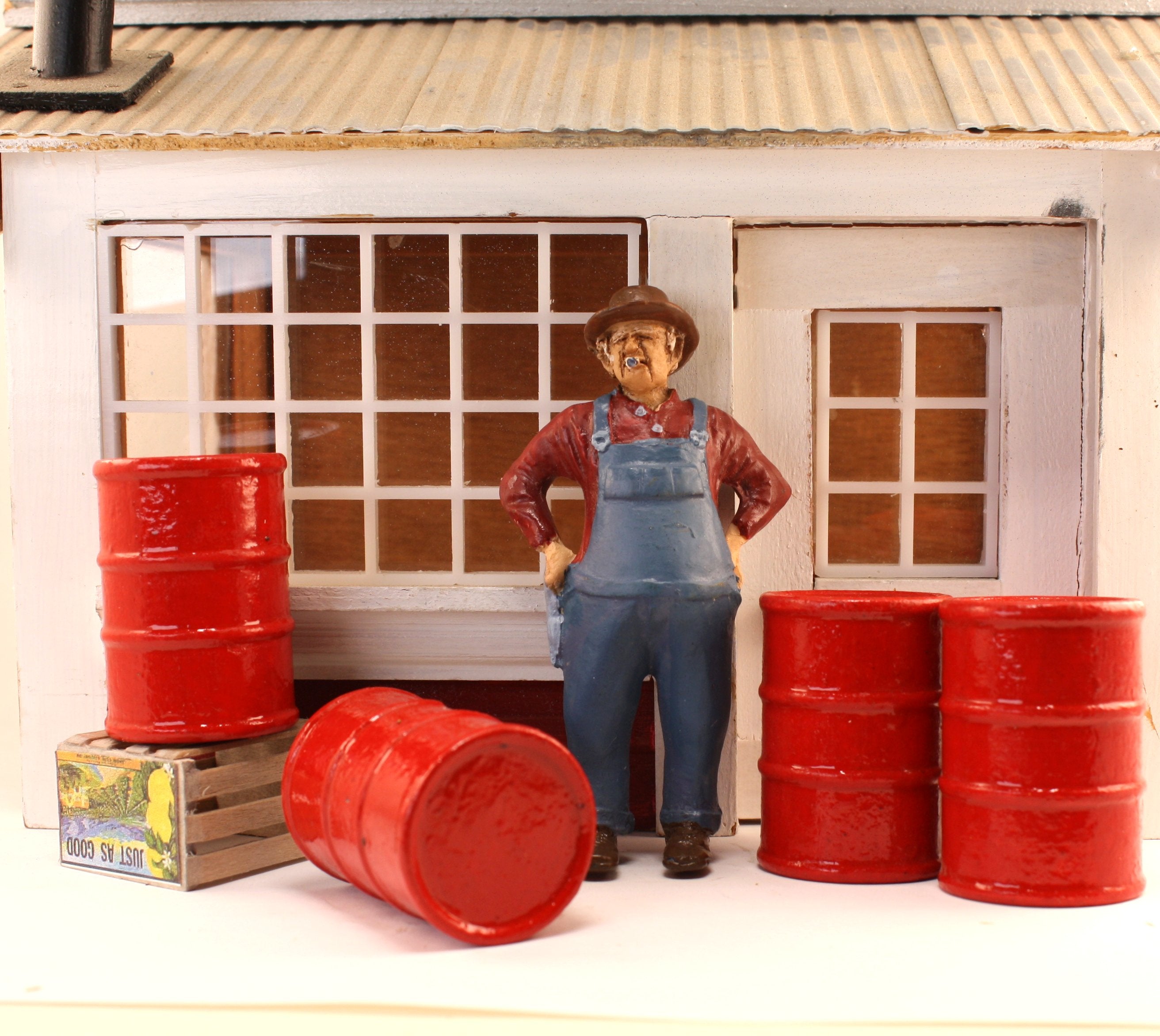 Industrial Barrels - Red - Set of 4 - 1:24 Scale - 101-0607