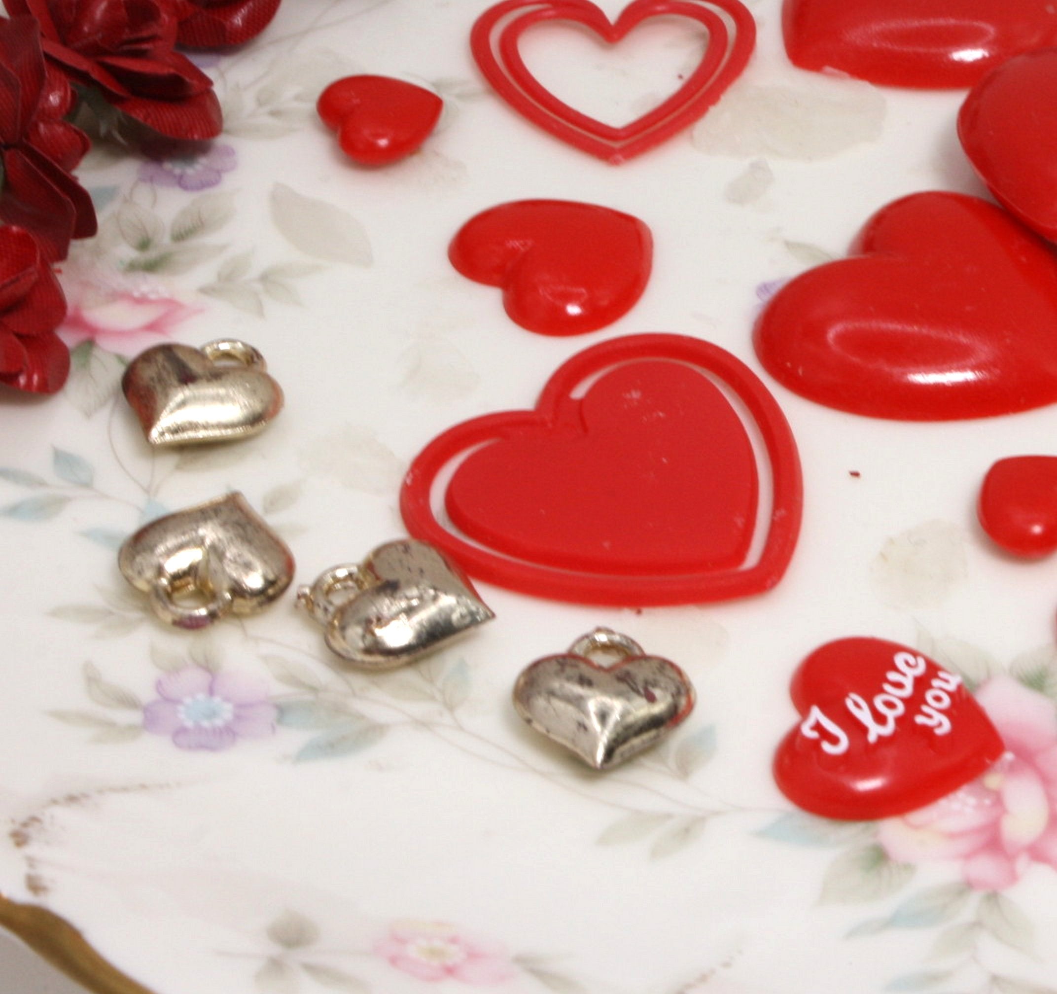 Heart & Roses -  28 piece set! Valentines Special! 203-3-214