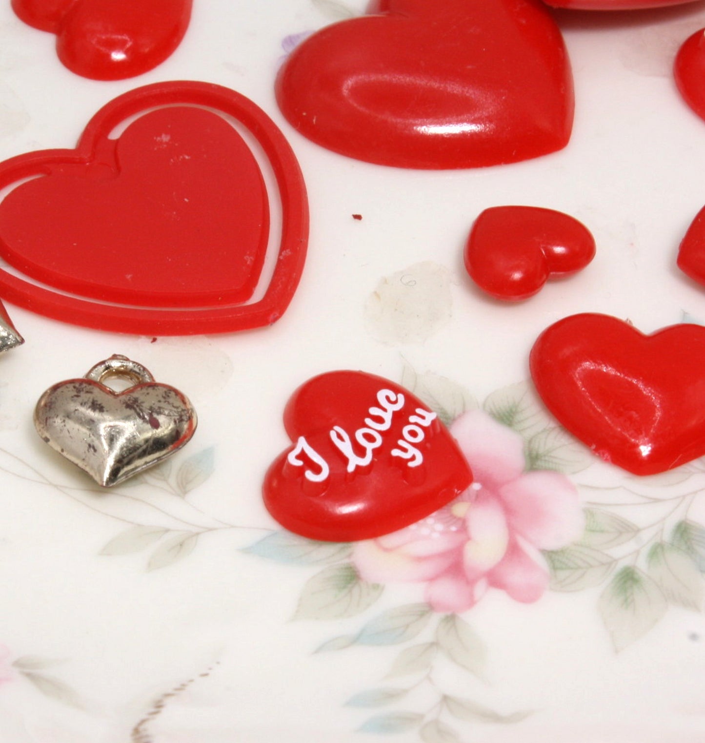 Heart & Roses -  28 piece set! Valentines Special! 203-3-214