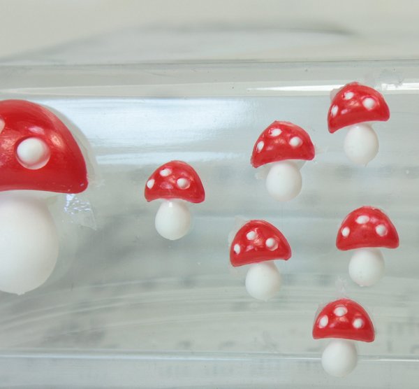 Red - Flatback Mushrooms - Large - Set of 4 - #203-3-2505