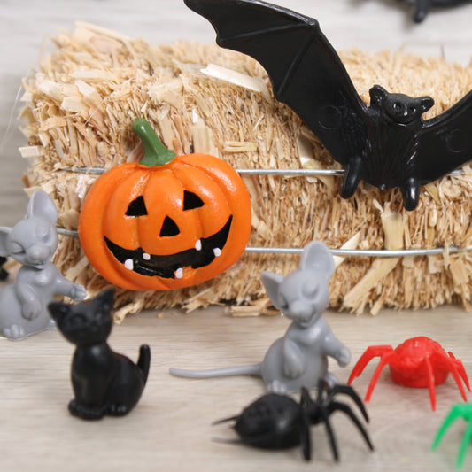 Mega Mini Halloween Set! - Great Value! 53 Pieces - IV3-3672