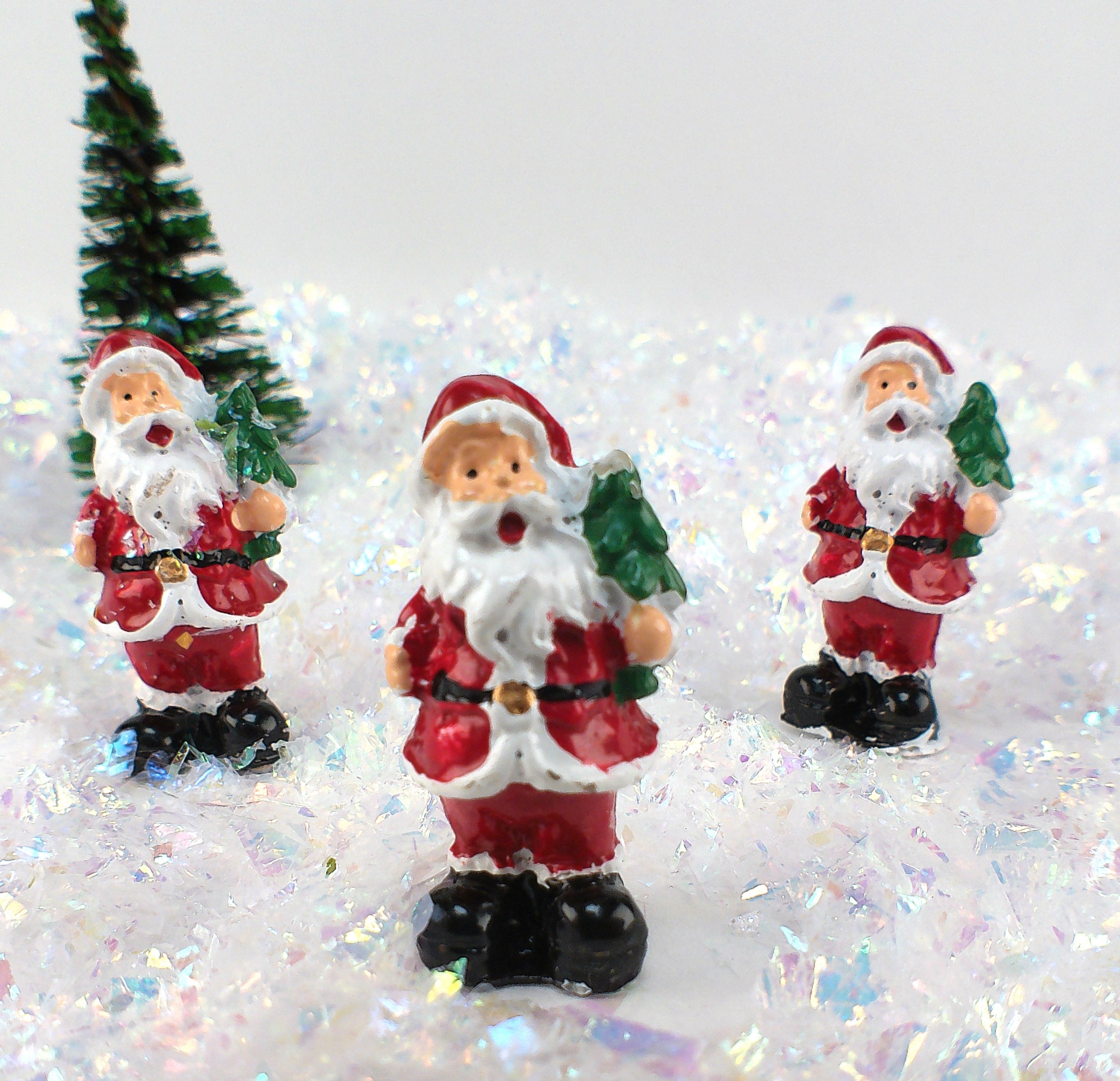 Santa - 1.5" Traditional with Tree - Set of 3 - 204-2550