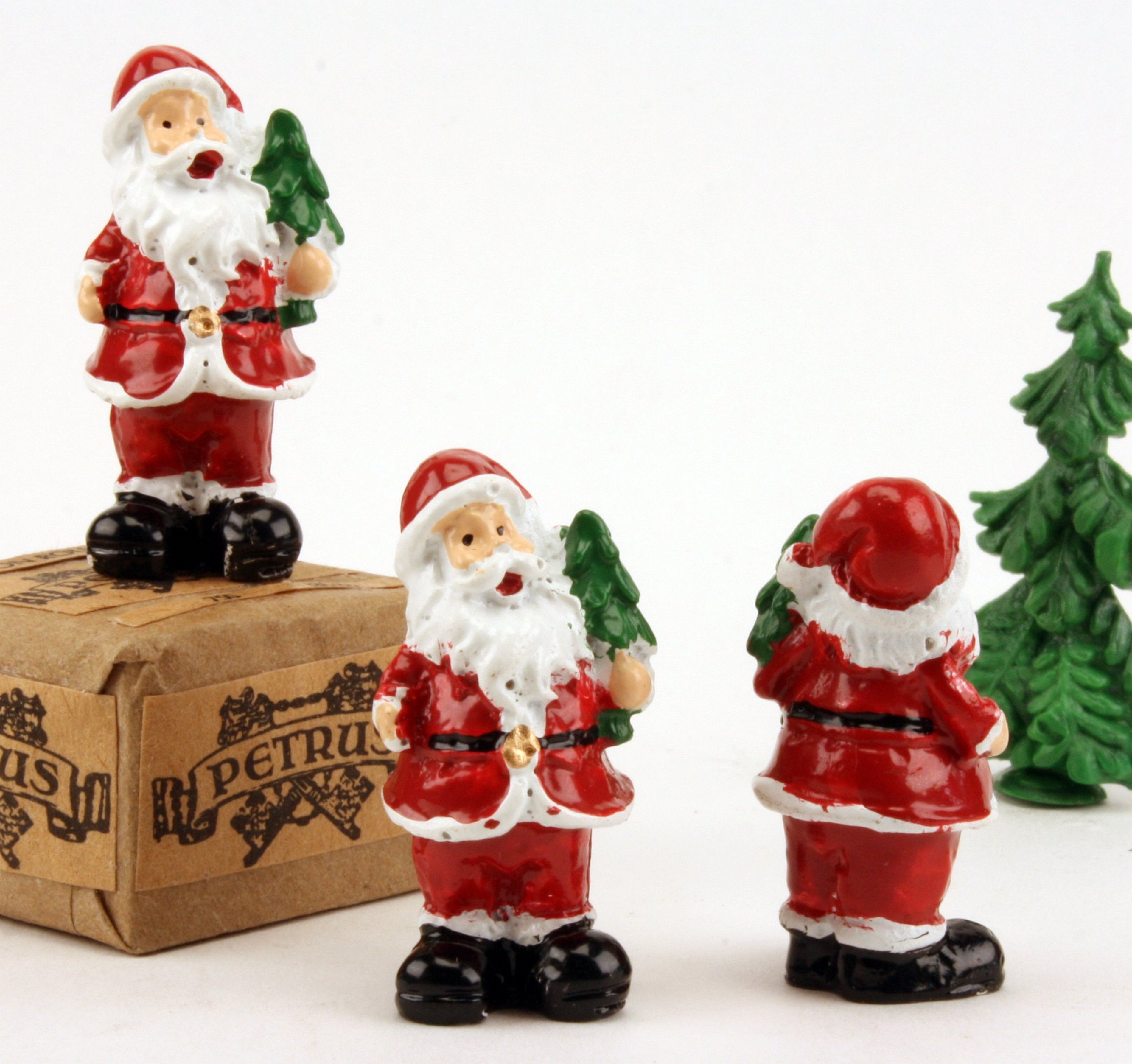 Santa - 1.5" Traditional with Tree - Set of 3 - 204-2550