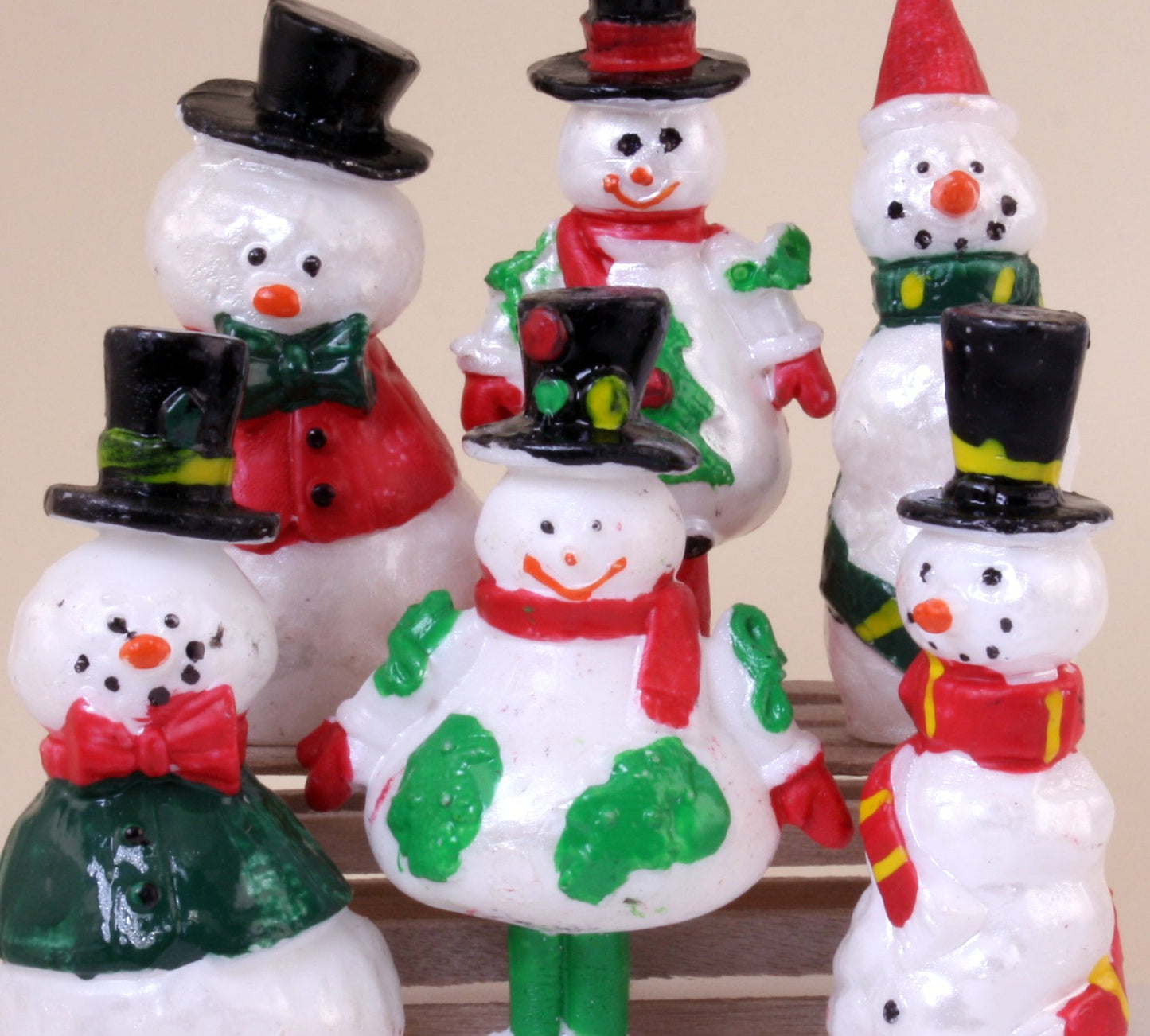 Snowman Family - 2" - 1960s Retro Style - 204-8821