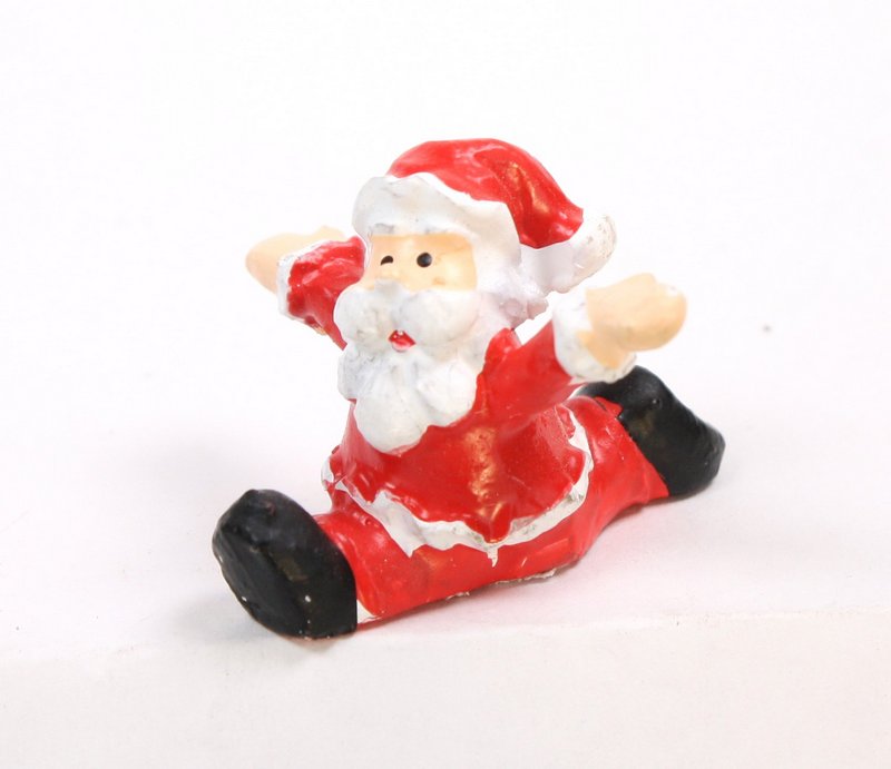 Santa - 1" Dancing- Set of 4 - Dollhouse Minis - 204-8781