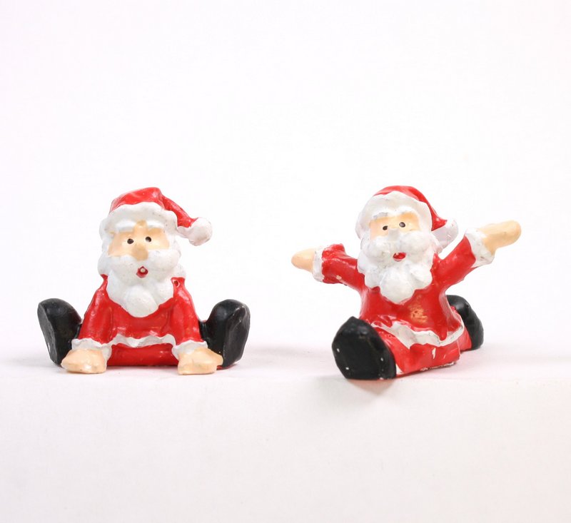 Santa - 1" Dancing- Set of 4 - Dollhouse Minis - 204-8781