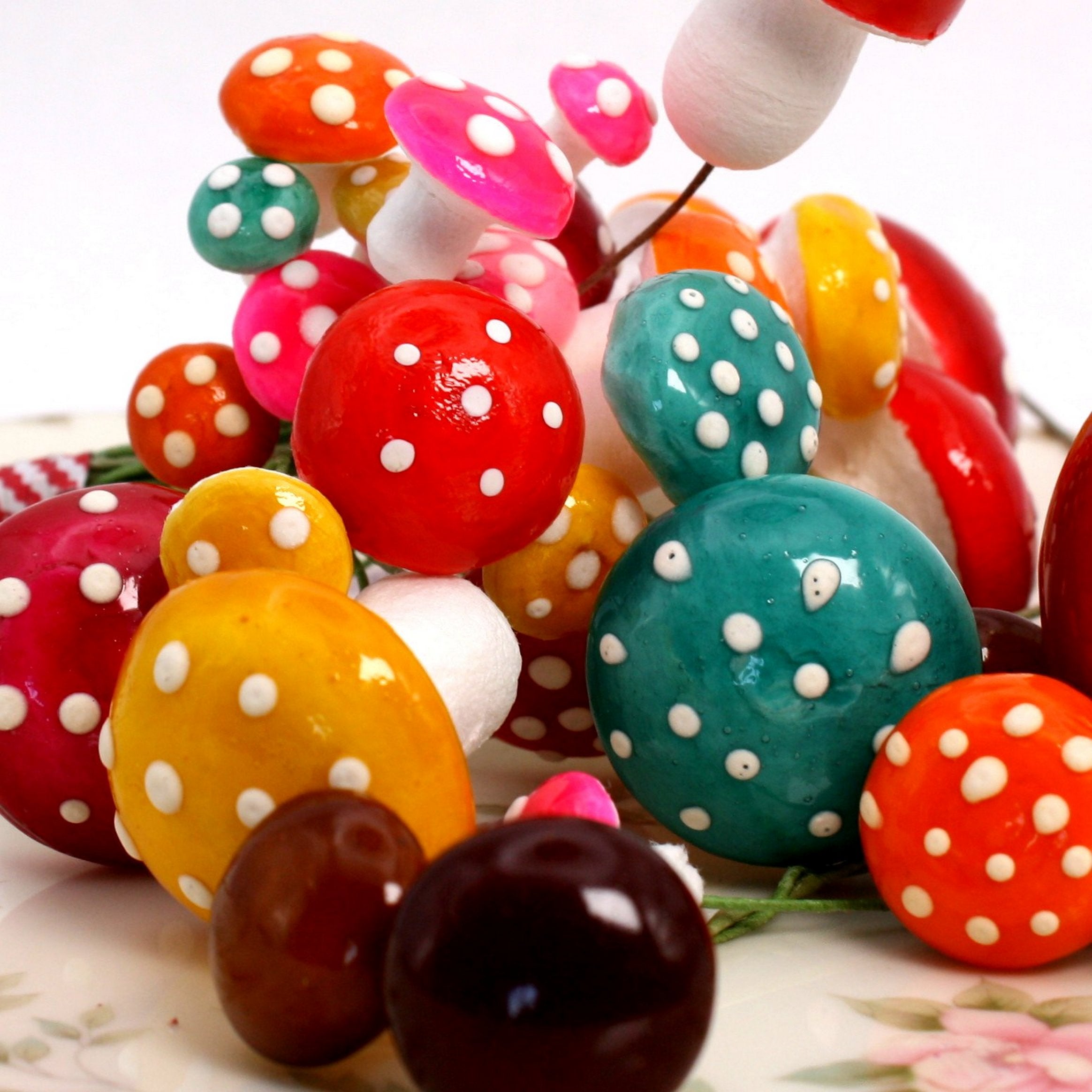 Mushrooms - Spring Colors - 39 Piece Set! 218-0174
