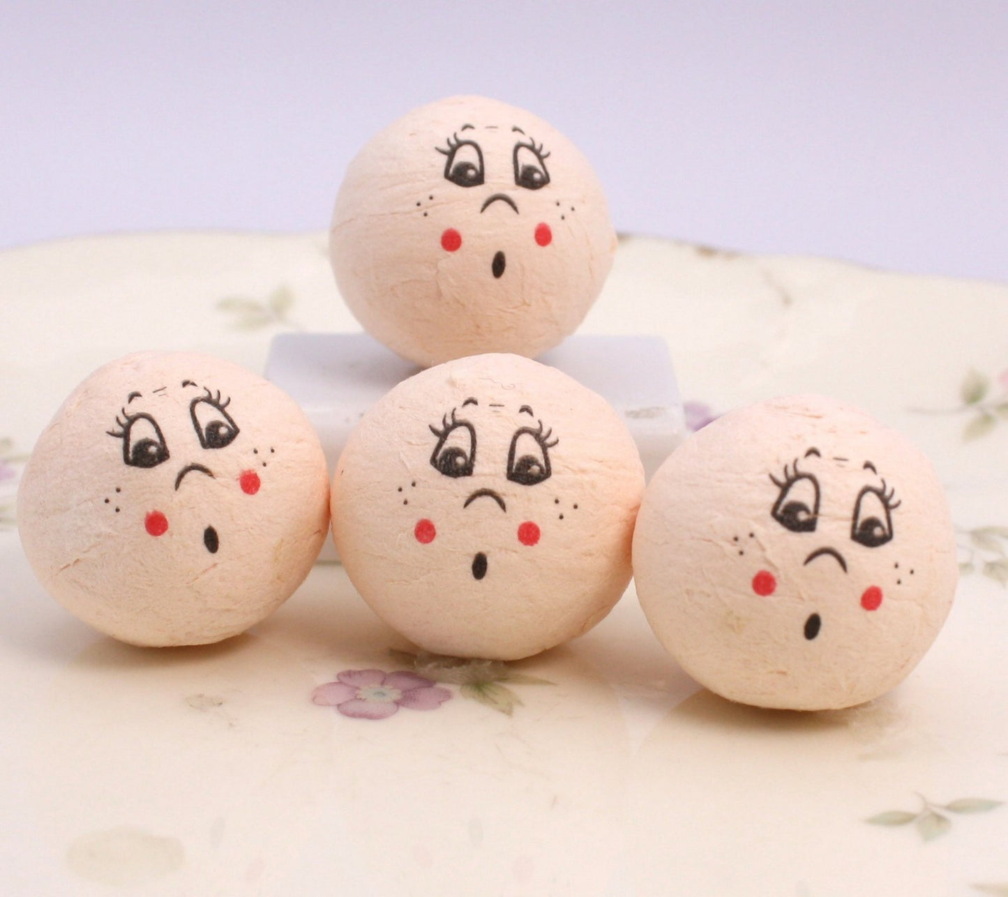 Surprised Face! - 3/4" Cotton Heads - Set of 10 - 703-5383