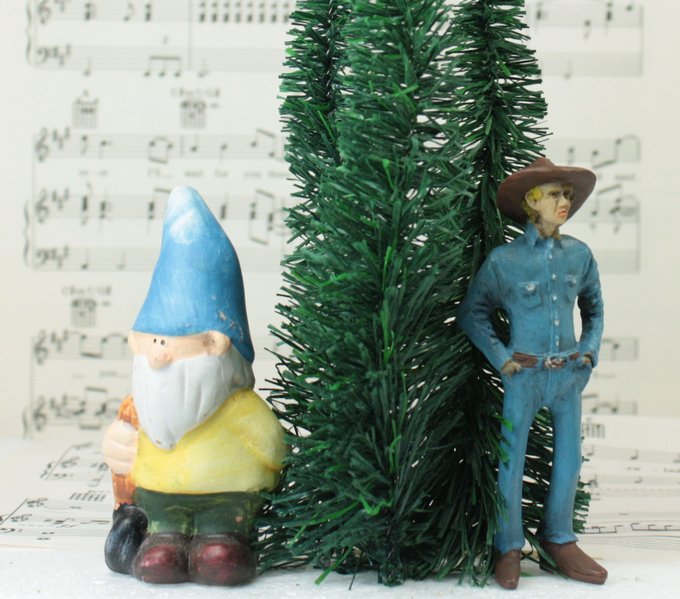 Evergreen Tree - 8" - 12 Pcs Set  (218-0206)