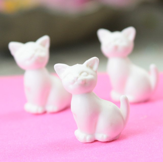 Happy Cats - White - Set of 6 - 203-3-212-WH