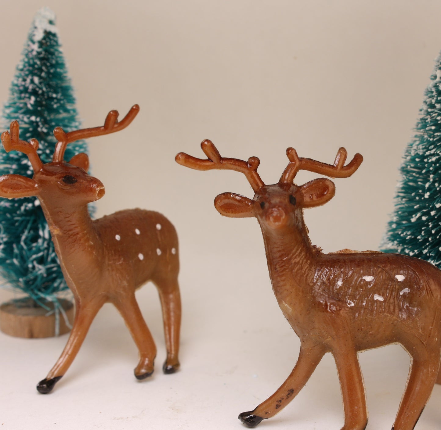 Deer - 2.5" Tall - Set of 2 - Brown - 204-8814