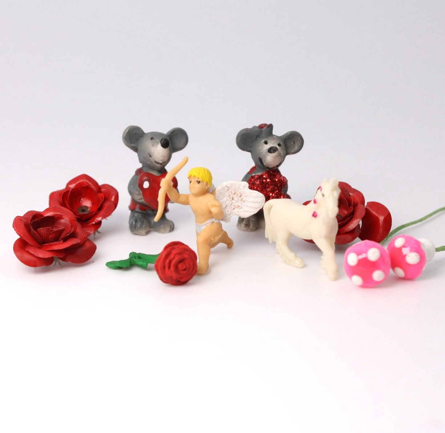 Ultimate Valentine Crafting Supply Kit – Glitter, Mica and Minis Mix (87 Pieces) - IV3-0214