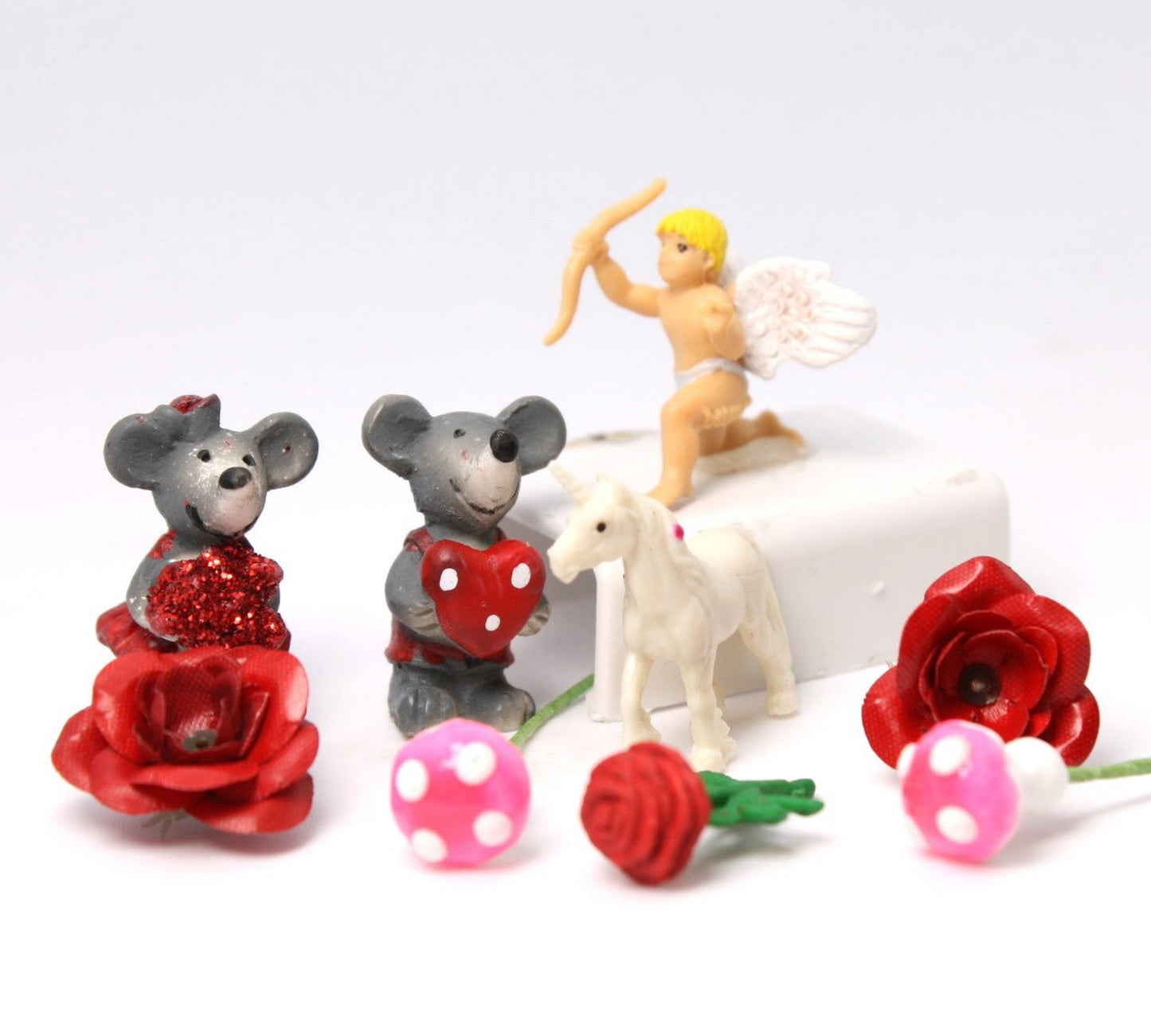 Ultimate Valentine Crafting Supply Kit – Glitter, Mica and Minis Mix (87 Pieces) - IV3-0214