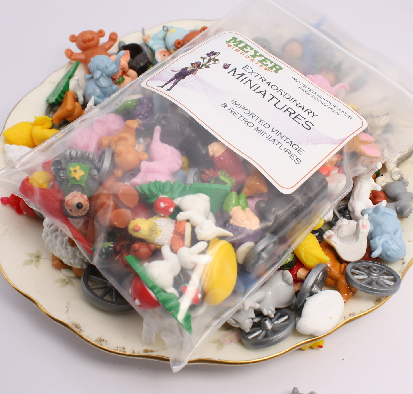 Mega Mini Mix Set! Vintage Miniatures - 4oz - IV3-3665