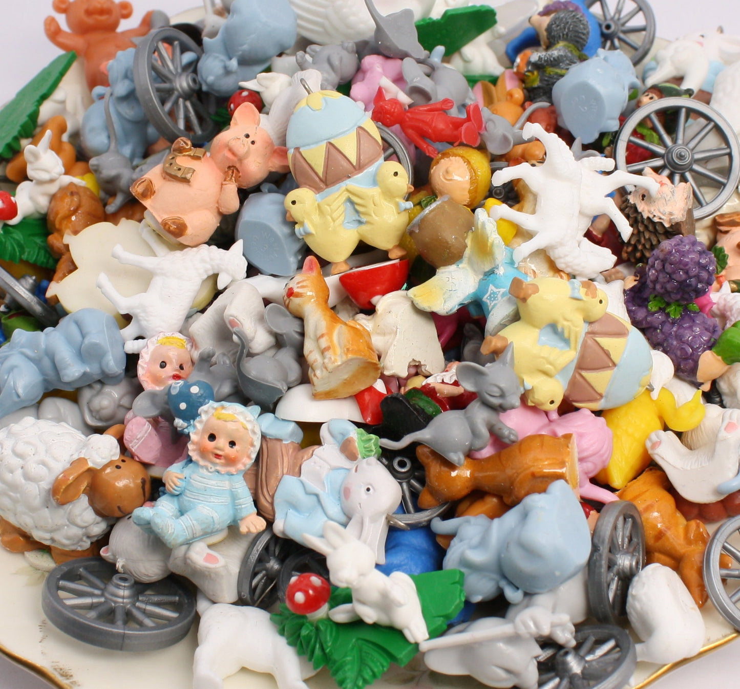 Mega Mini Mix Set! Vintage Miniatures - 4oz - IV3-3665
