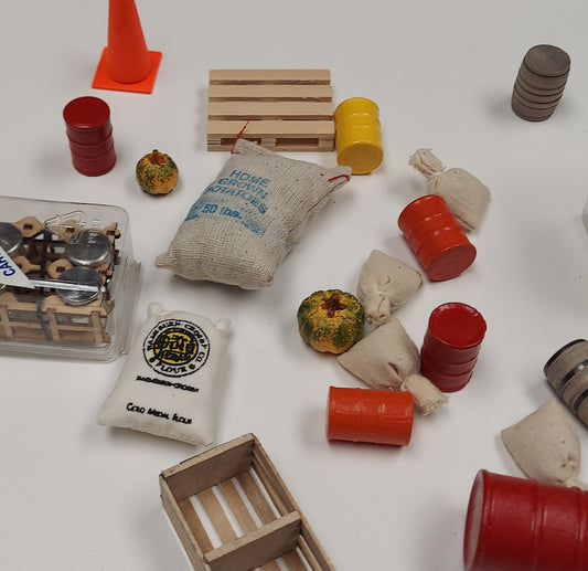 Grab Bag - Barrels, Sacks, Crates, Pallets - G Scale - RR-44