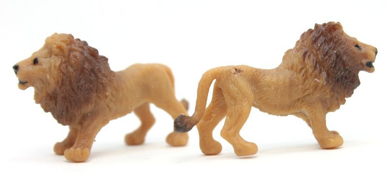 Lions -  1" Long - Set of 4 - 234-2922